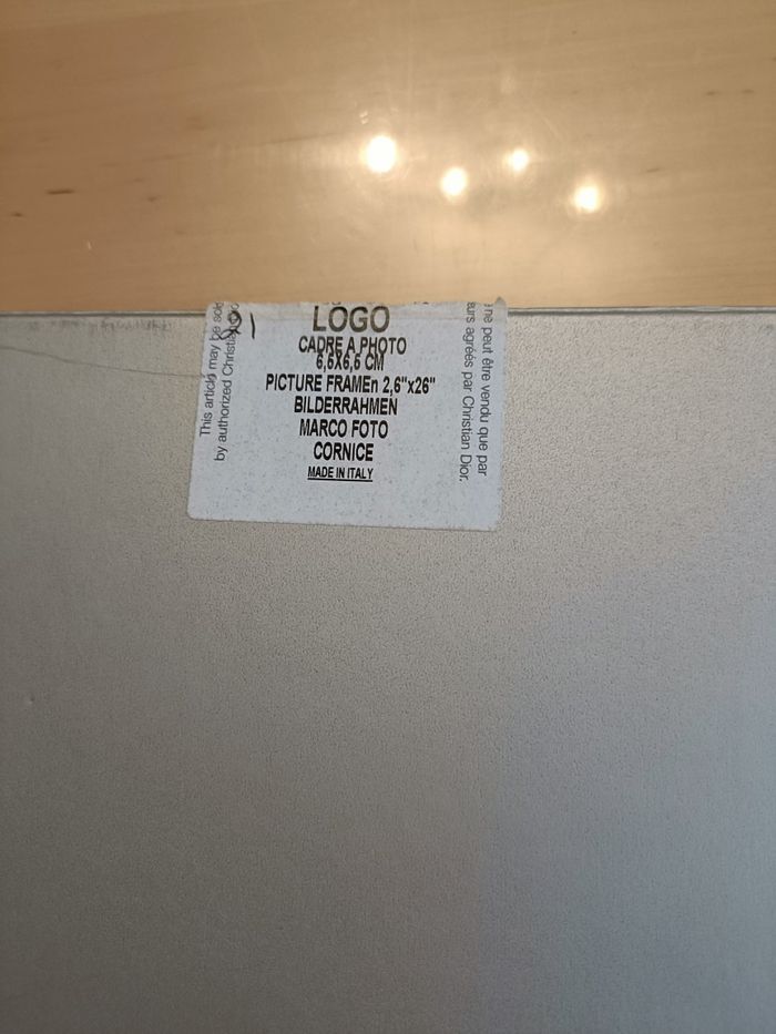 Cadre photo Dïör totalement neuf avec pochette en feutrine - photo numéro 2