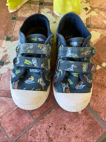 Basket tennis  bleue taille 28