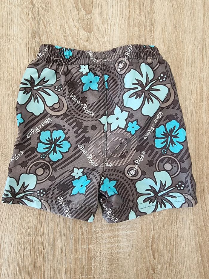 Short à fleurs - taille 3 mois - sans marque - photo numéro 2