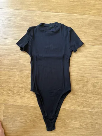 Bodies noir Jennyfer taille XS