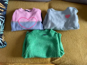 Lot pulls fille 4 ans