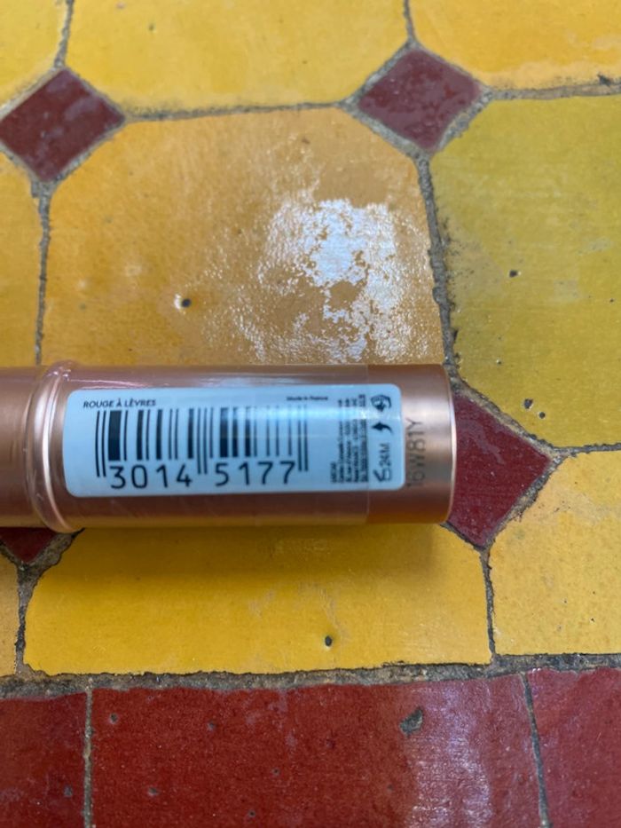 Rouge à lèvres - photo numéro 3