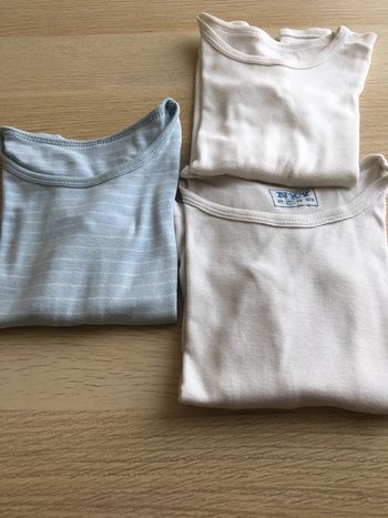 Lot de trois maillots de corps