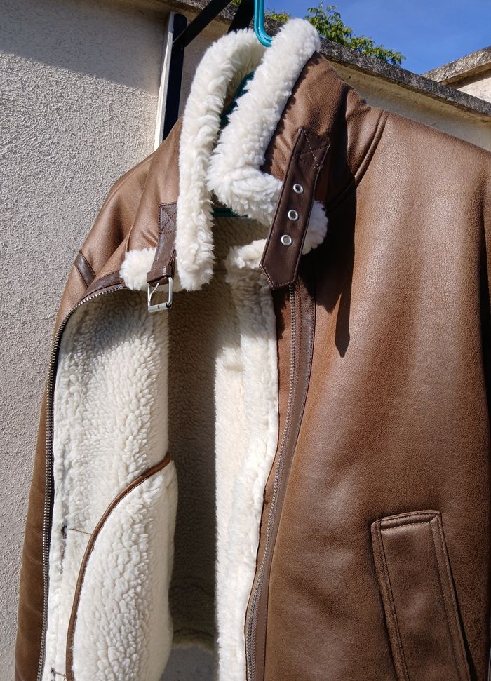 Blouson fourré  simili cuir impeccable - photo numéro 7