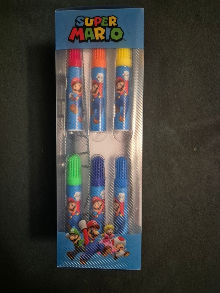 Coloriage super mario - photo numéro 3