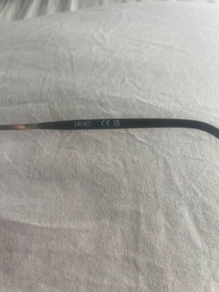 Lunettes de soleils LIU JO - photo numéro 4