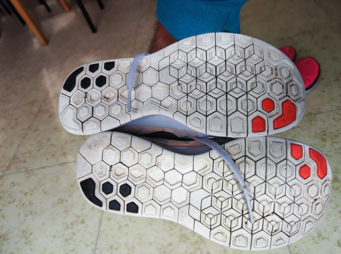 Baskets femme Nike 36.5 - photo numéro 4