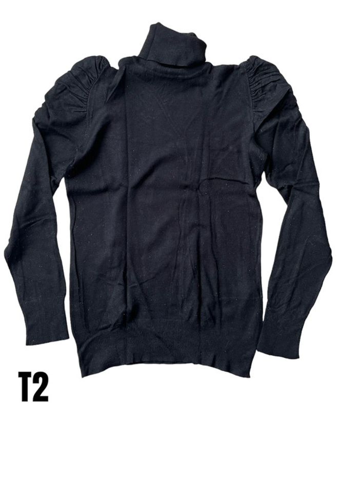 Pull noir