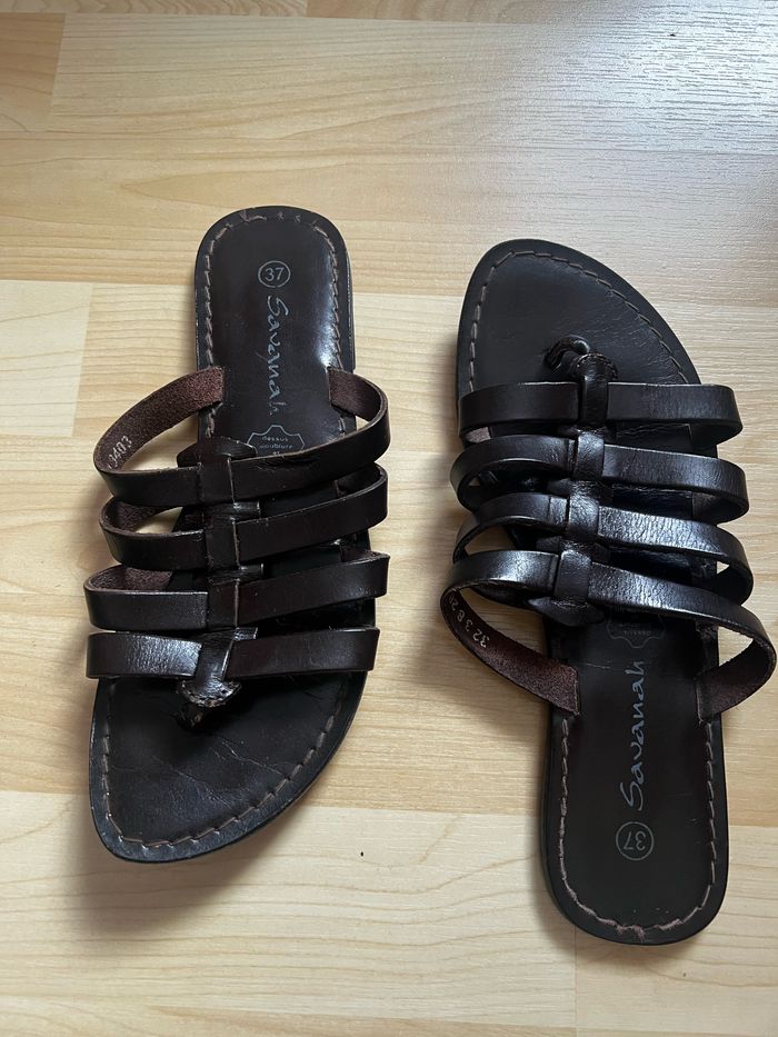 Sandales nus pieds marrons foncés Chaussea taille 37