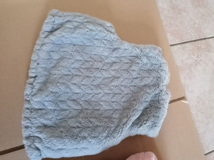 2 manteaux sans manches  6 mois fille - photo numéro 6