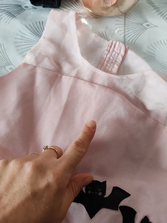 Robe tulle chauve souris 9/10 ans - photo numéro 3