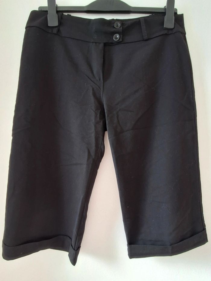 Pantacourt/corsaire noir - taille 38/40