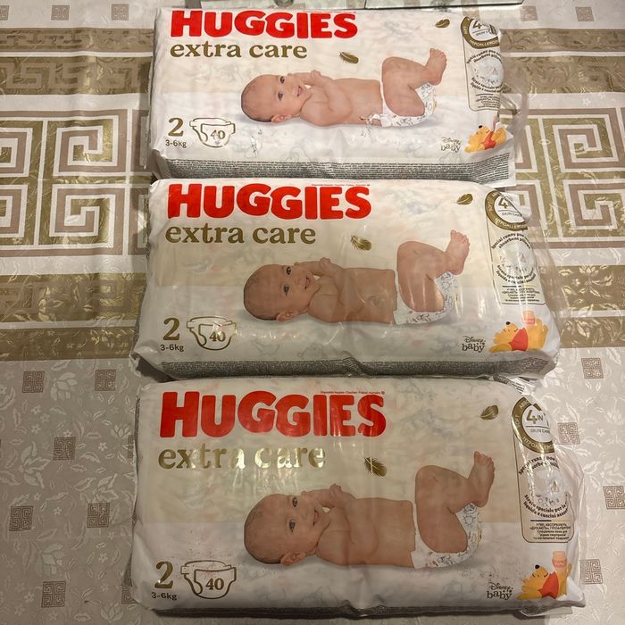 Lot 3 Huggies taille 2 (3-6kg)