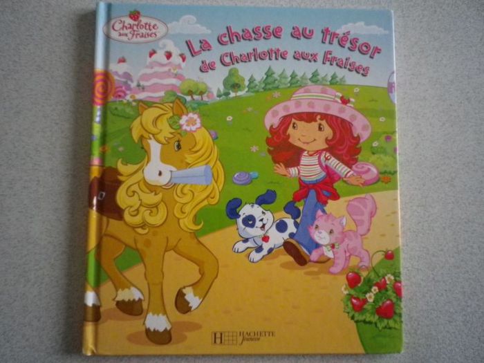 LA CHASSE AU TRESOR DE CHARLOTTE AUX FRAISES