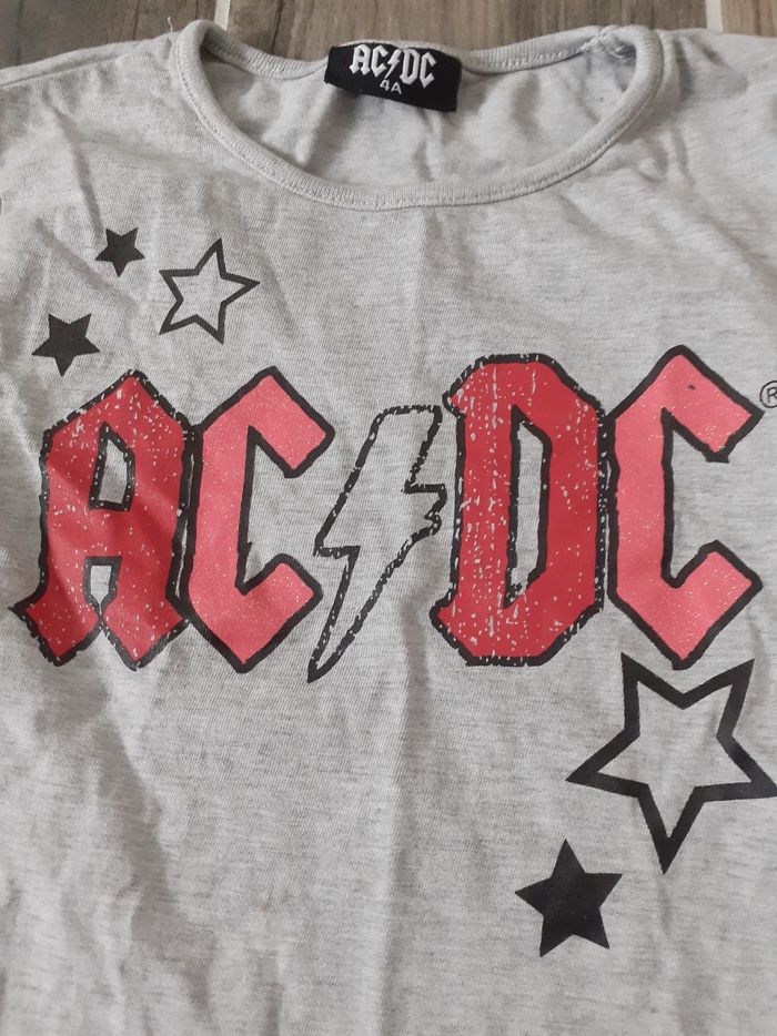 Tee-shirt - photo numéro 3