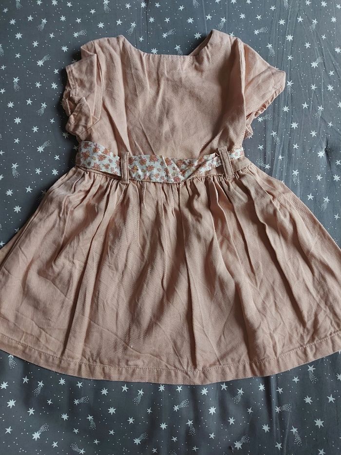 Robe et ceinture fleures - photo numéro 2