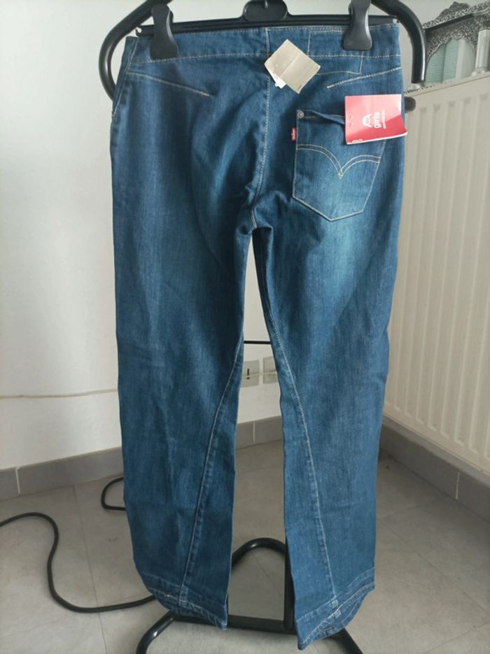 Jeans femme Lévis 36 slim fit - photo numéro 2