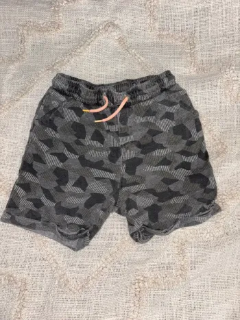 Short 24 mois