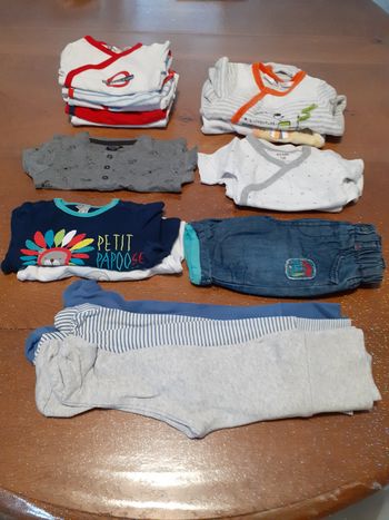 Lot vêtements garçon 1 mois