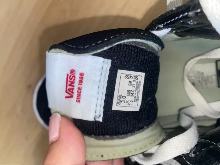Vans mixte - photo numéro 4