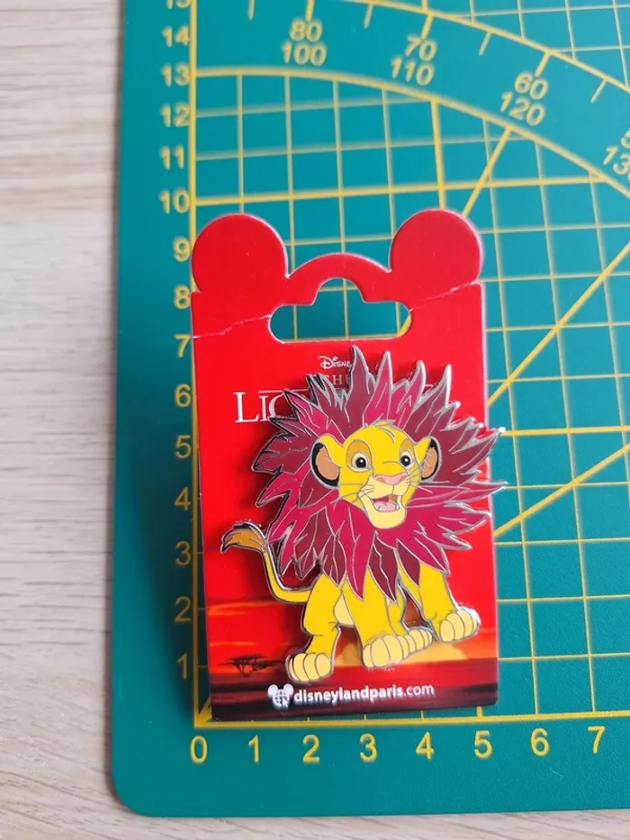 Pin's Disney Le Roi Lion Simba - Crinière - Neuf - photo numéro 3