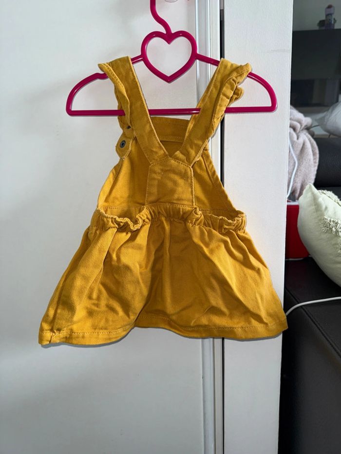 Jolie robe à bretelle - photo numéro 3