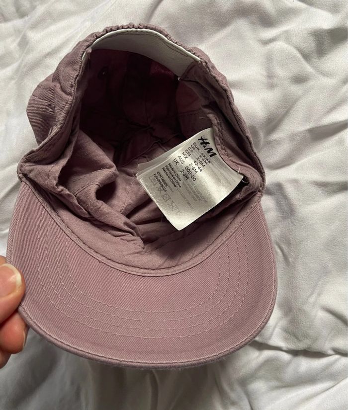 Casquette H&M rose parle - photo numéro 3