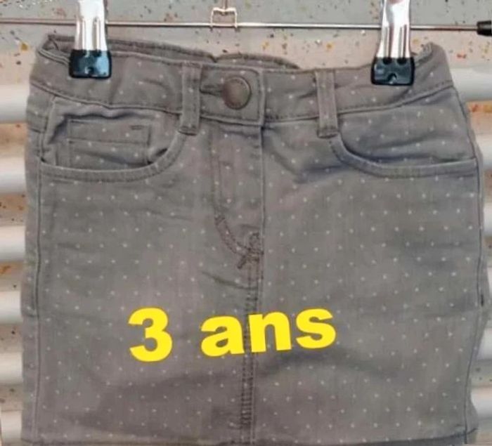 Jupe en jeans grise à pois blanc DPAM Taille 3 ans