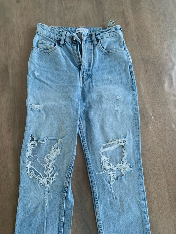 Jean bleu troué Zara - photo numéro 2