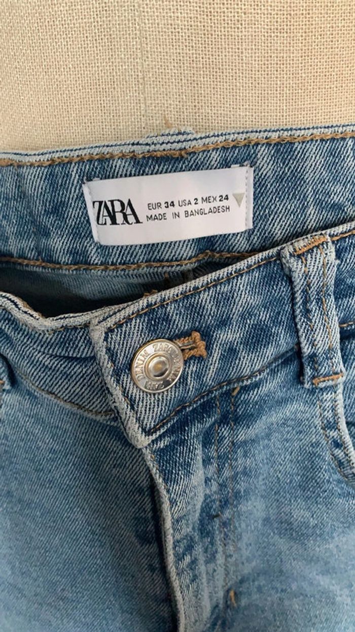 Jeans serrée - photo numéro 4