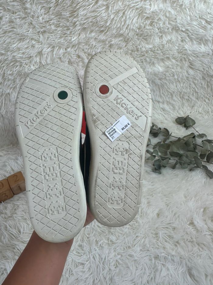 Paire de basket Kickers taille 31 - photo numéro 4