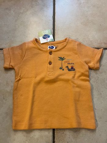 T-shirt mots d’enfants 6 mois couleurs pêche neuf