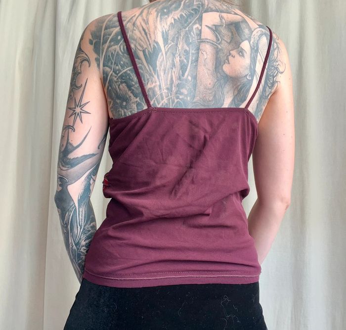 Débardeur bordeaux dentelle velours Whimsigoth vintage made in Italy 90s - Taille S - photo numéro 4