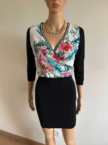 Robe noire et fleurie Morgan taille XS jamais portée