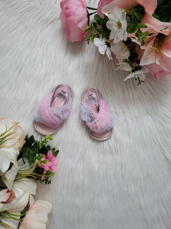 Claquettes 12-18mois primark