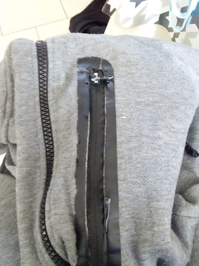 jogging taille S - photo numéro 2
