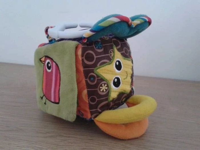 Cube d'activités Tissu Lamaze