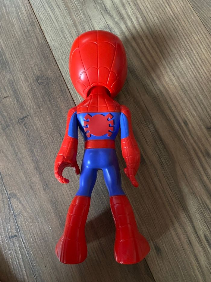 Figurine Spiderman environs 22cm