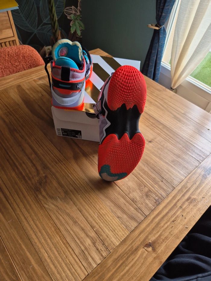 Chaussures pour 🏀 - photo numéro 6