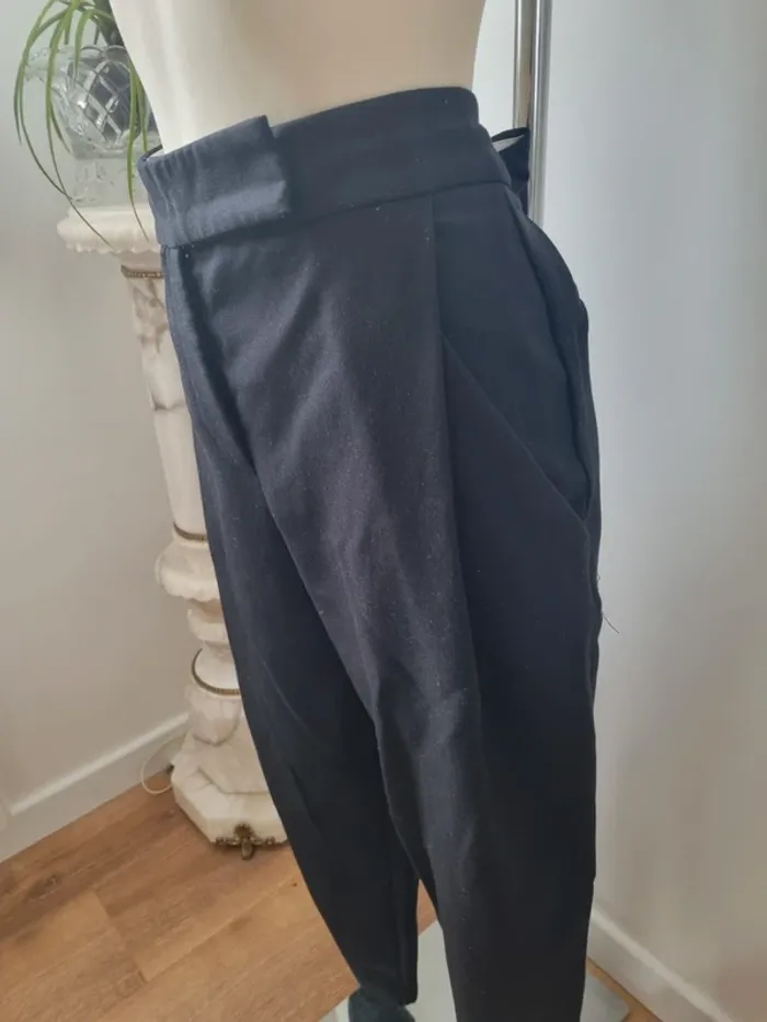 Pantalon cargo oversize noir Zara - photo numéro 12