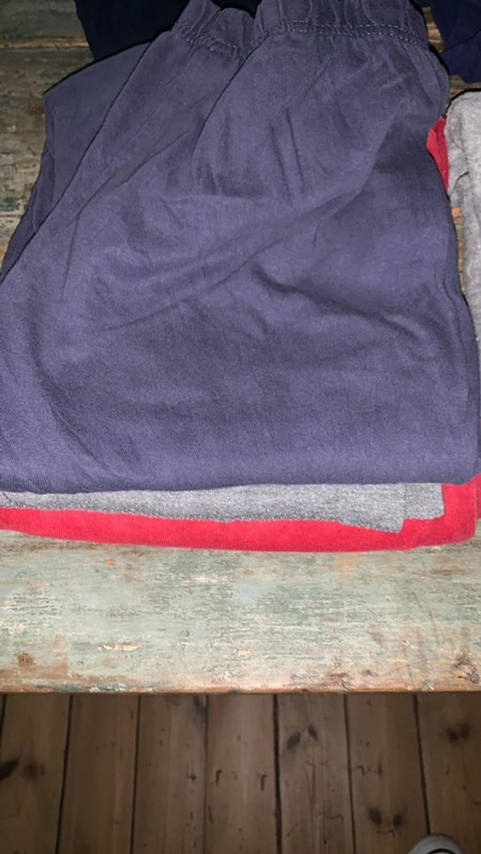 Lot de pyjamas - photo numéro 2