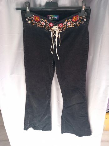Joli Pantalon velour 12ans