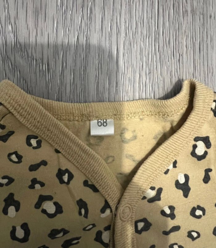 Lot vêtements bébé garçon 6-9 mois - photo numéro 9