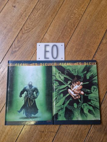 Lot de 2 bd le fléau des dieux tome 1 et 2 en eo