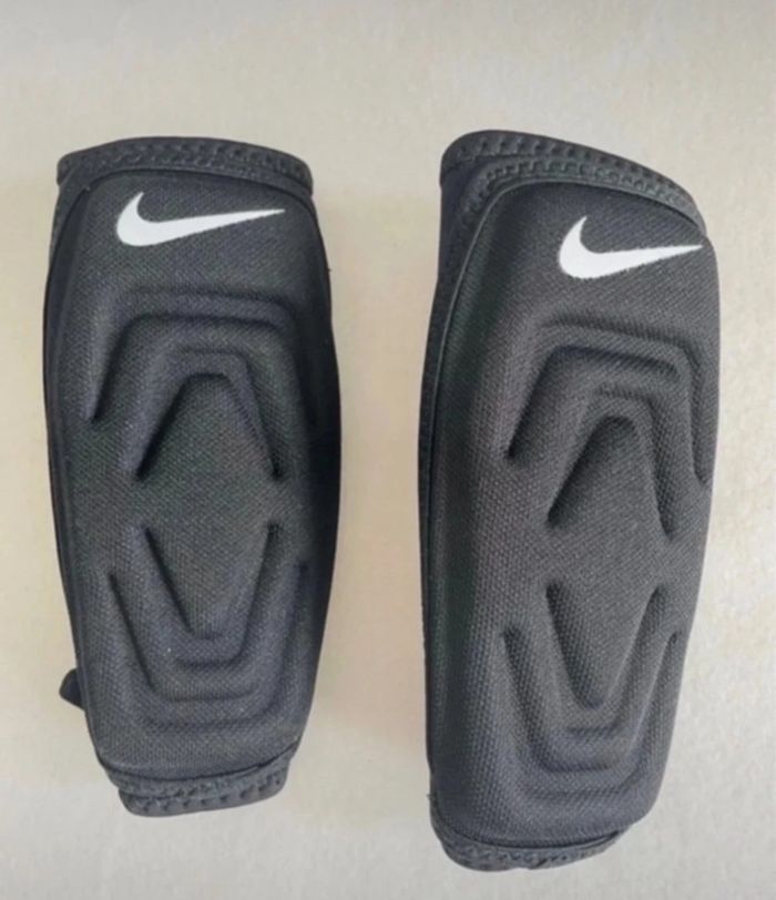 🚨 Protections Nike. Avant bras. Sport combat rugby. Neuf. - photo numéro 8