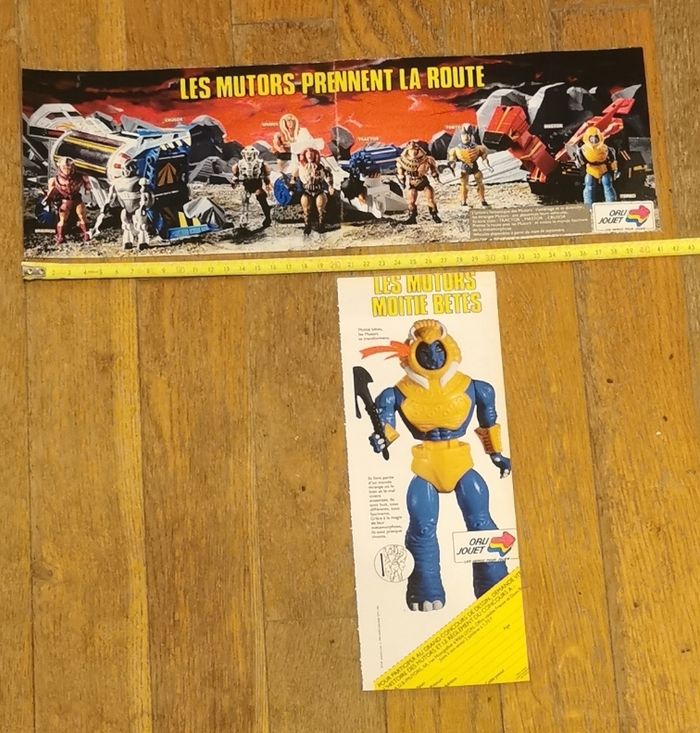 Les mutors anciennes petites publicités plastifiées