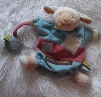 Doudou et compagnie- Doudou plat marionnette pantin mouton