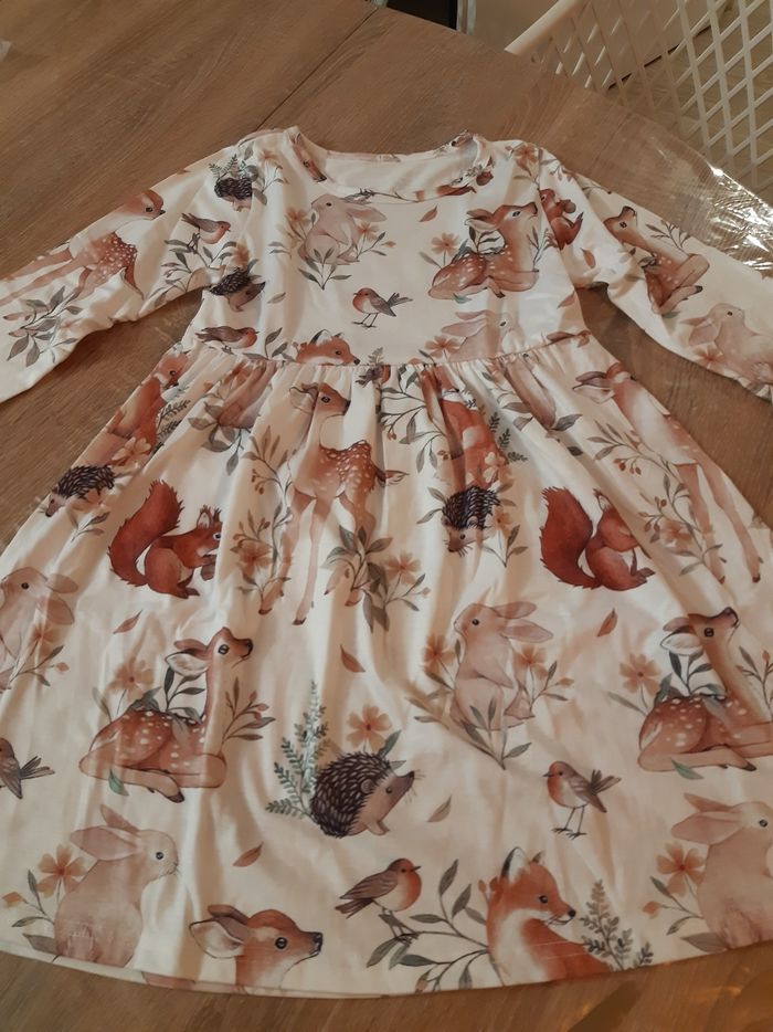 Robe 8ans animaux - photo numéro 3