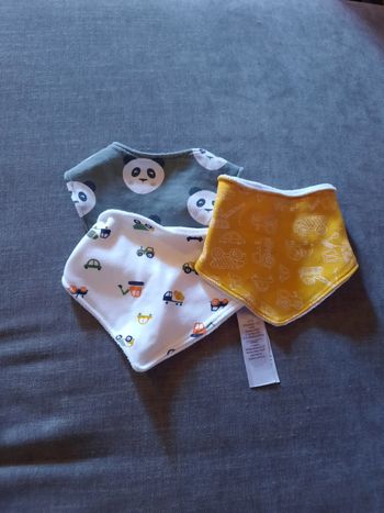 3 bandanas