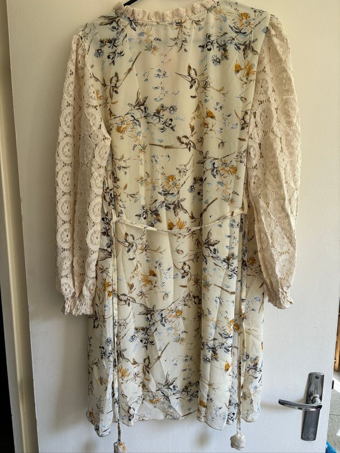 Robe fleuri - photo numéro 3